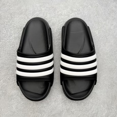 AD Adilette Shower 浴室运动凉拖鞋基础信息• 定位:男女通用浴室/沙滩休闲一字拖• 核 AD Adilette Shower 浴室运动凉拖鞋基础信息• 定位:男女通用浴室/沙滩休闲一字拖• 核