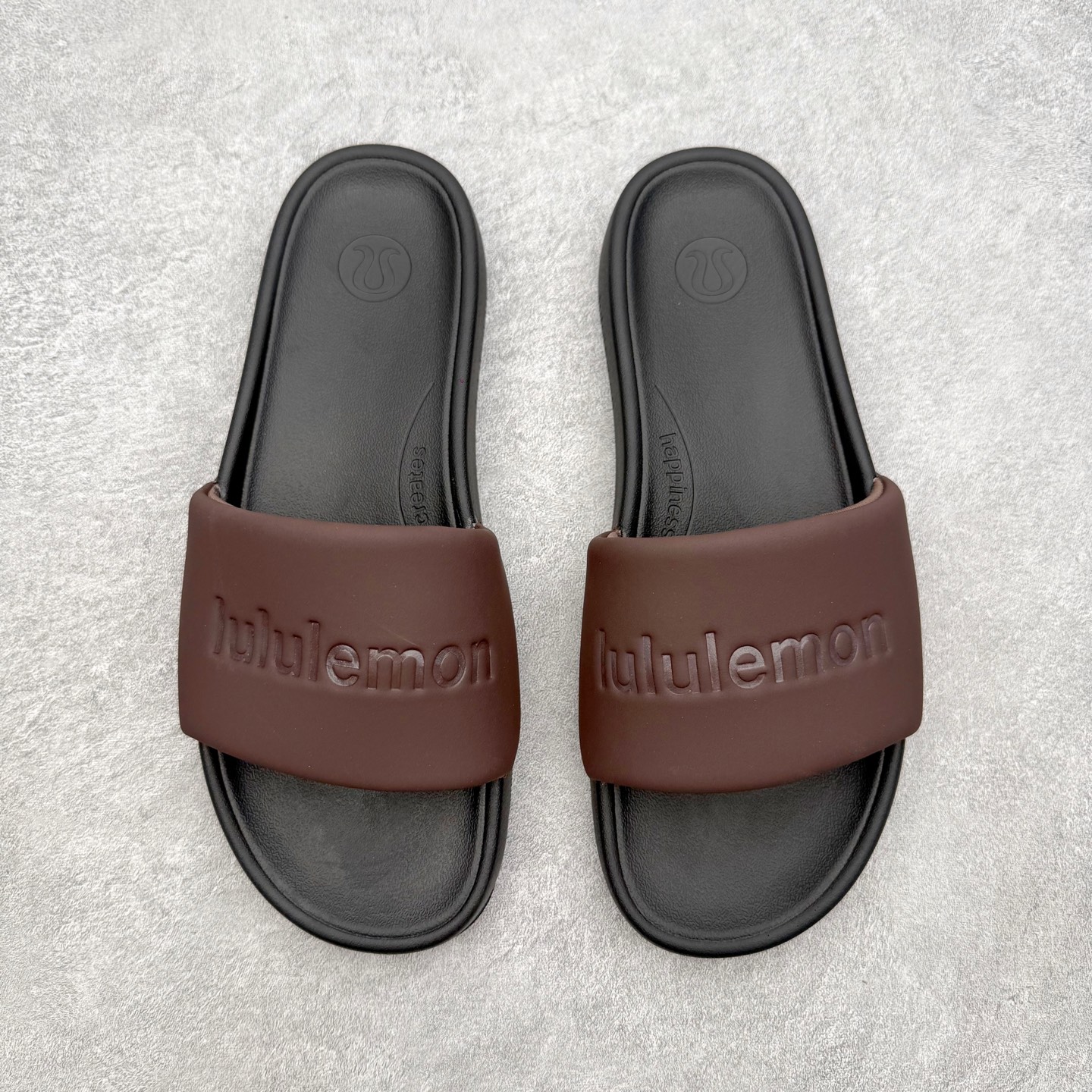 ＃纯原 Lululemon RestfeelTM 露露乐檬休闲运动拖鞋 让运动后的双脚得到更好的休憩 伴