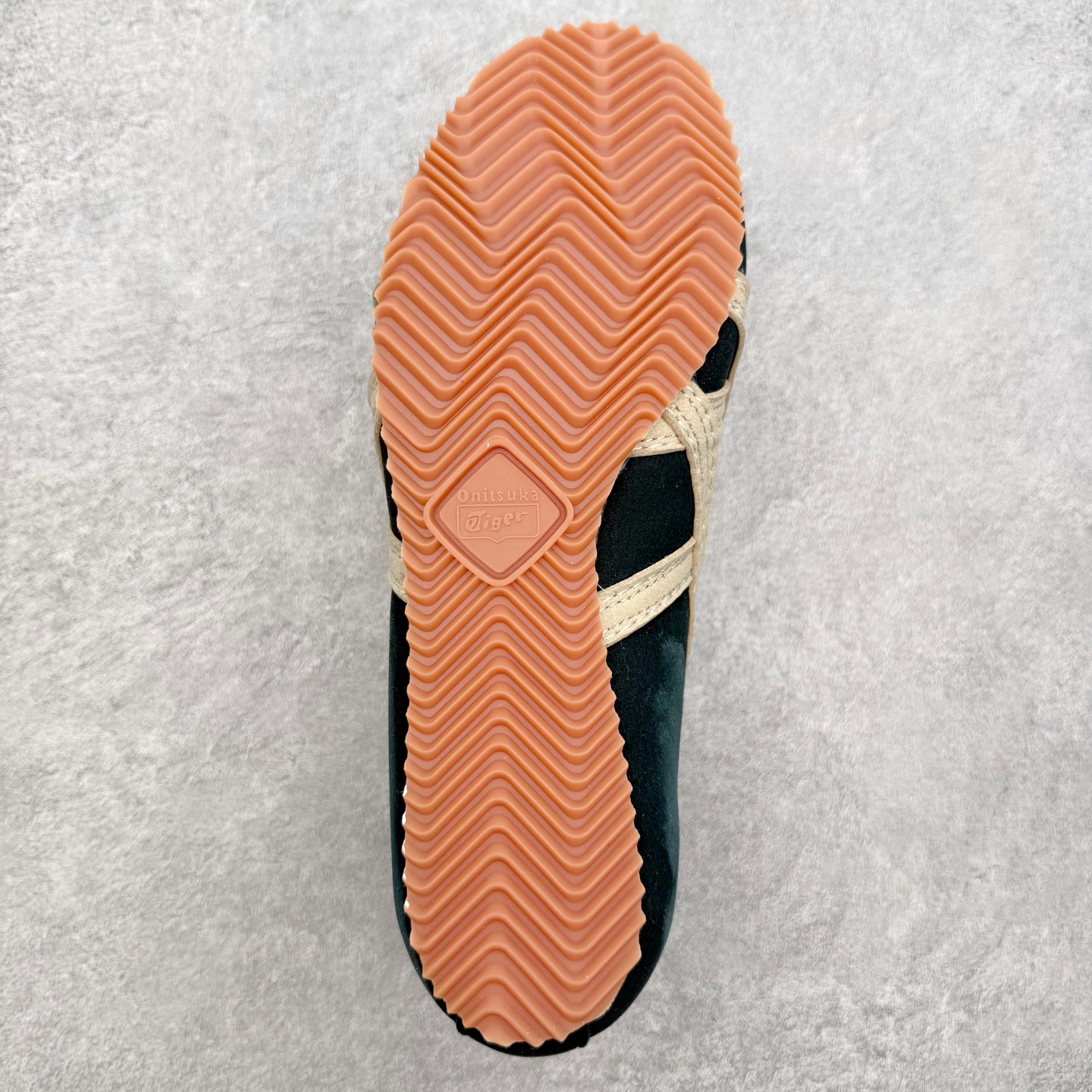 ＃C版纯原 VERSACE × Onitsuka Tiger 范思哲联名款 Tai-Chi Sakura