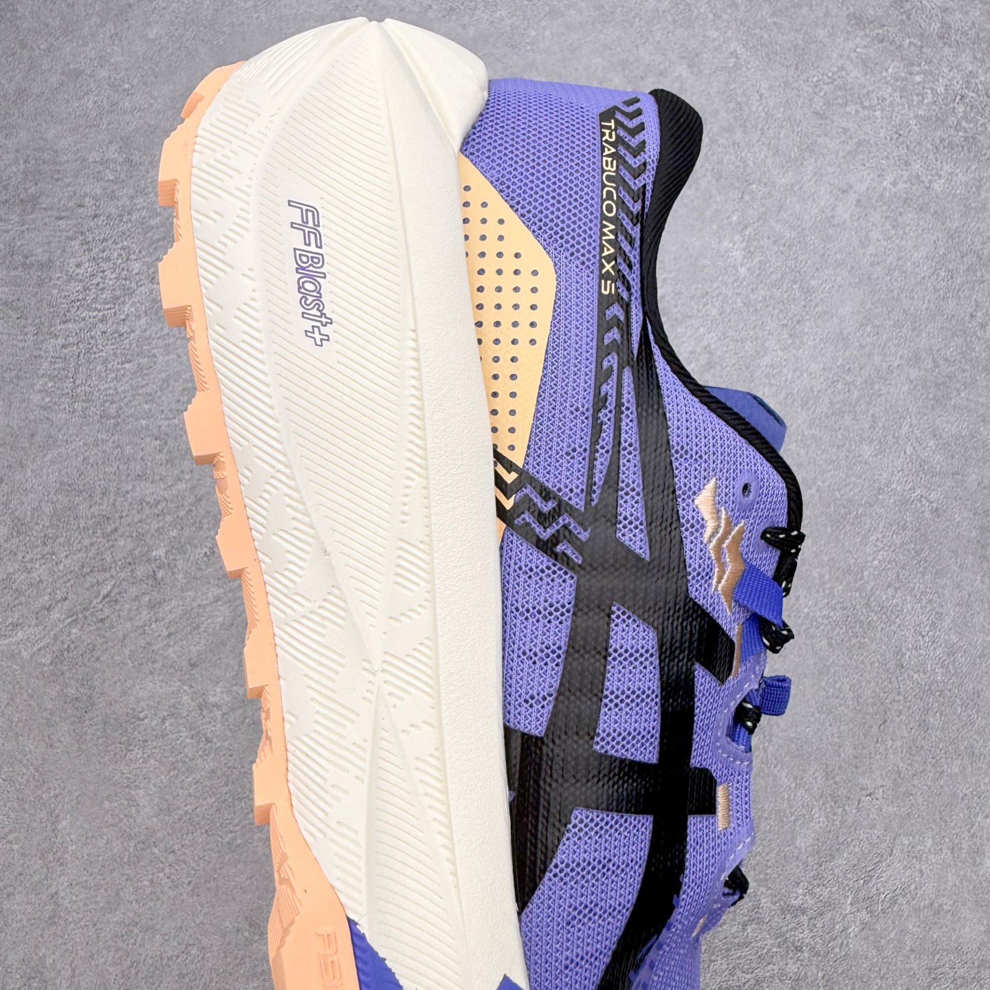Asics Gel-Trabuco Max 5 舒适缓震轻便竞速 低帮跑步鞋 ASICS(亚瑟士)是日本 Asics Gel-Trabuco Max 5 舒适缓震轻便竞速 低帮跑步鞋 ASICS(亚瑟士)是日本
