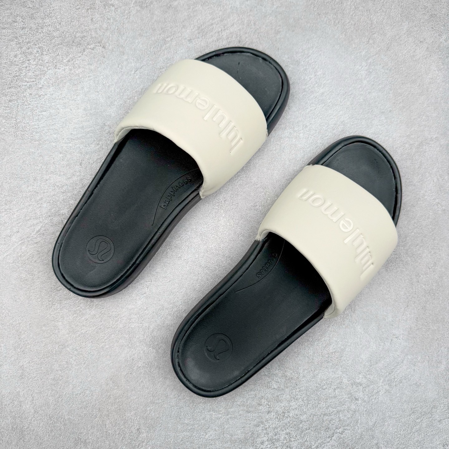＃纯原 Lululemon RestfeelTM 露露乐檬休闲运动拖鞋 让运动后的双脚得到更好的休憩 伴