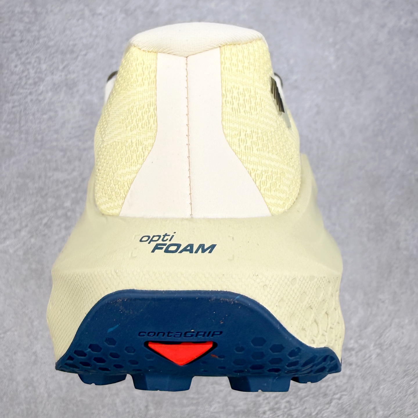 SALOMON萨洛蒙 ULTRA GLIDE 4 减震轻便透气舒适全地形 越野跑鞋 SALOMON诞生于