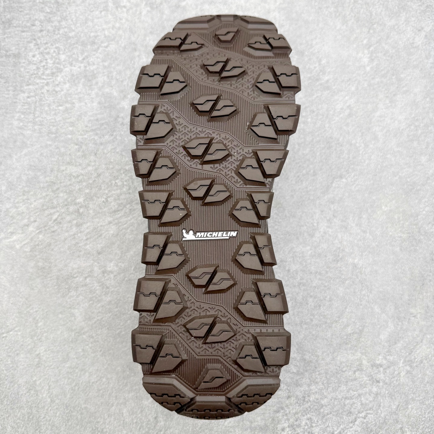 DESCENTE SKI STYLE SNOW RIDE 迪桑特舒适防滑耐磨低帮生活休闲鞋 DESCEN