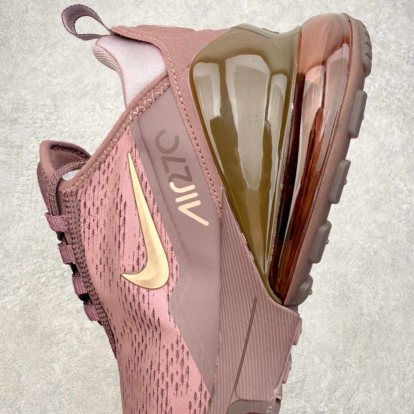 ＃QD纯原 NK Air Max 270 Premium 潮流舒适贴合气垫跑步鞋 IO9884-501 