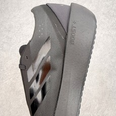AD Hyperboost Edge 爆米花缓震舒适贴合跑步鞋 在 BOOST 之前冠以了 “HYPER AD Hyperboost Edge 爆米花缓震舒适贴合跑步鞋 在 BOOST 之前冠以了 “HYPER