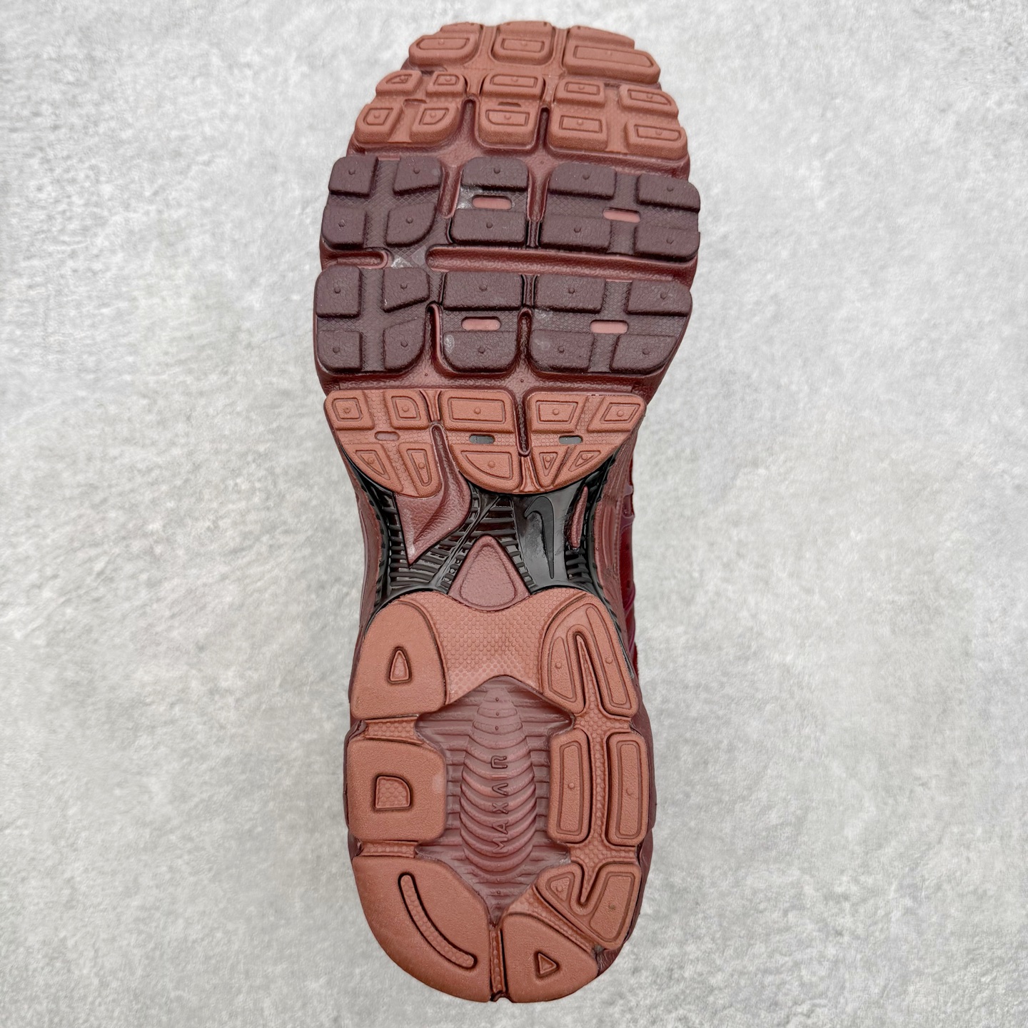 NK Air Max Moto 2K 舒适百搭耐磨 低帮跑步鞋 实拍调校N版已经零色差零失真 百分百还原 NK Air Max Moto 2K 舒适百搭耐磨 低帮跑步鞋 实拍调校N版已经零色差零失真 百分百还原