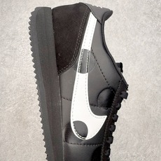 NK Classic Cortez Leather 阿甘复古初代皮革慢跑鞋 IR1332-001 实体平 NK Classic Cortez Leather 阿甘复古初代皮革慢跑鞋 IR1332-001 实体平