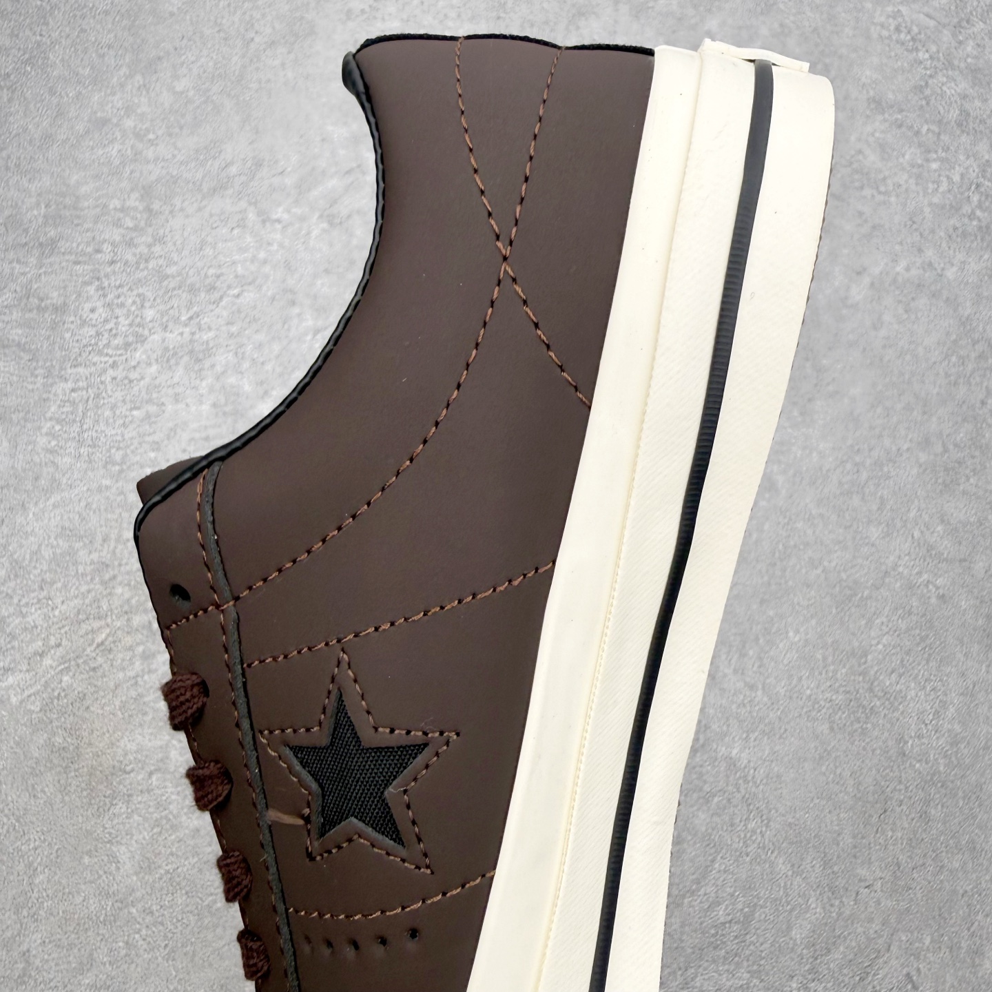Converse One Star Pro 咖啡棕匡威木村一星复古休闲硫化板鞋哑光咖啡棕皮革鞋面 细腻耐