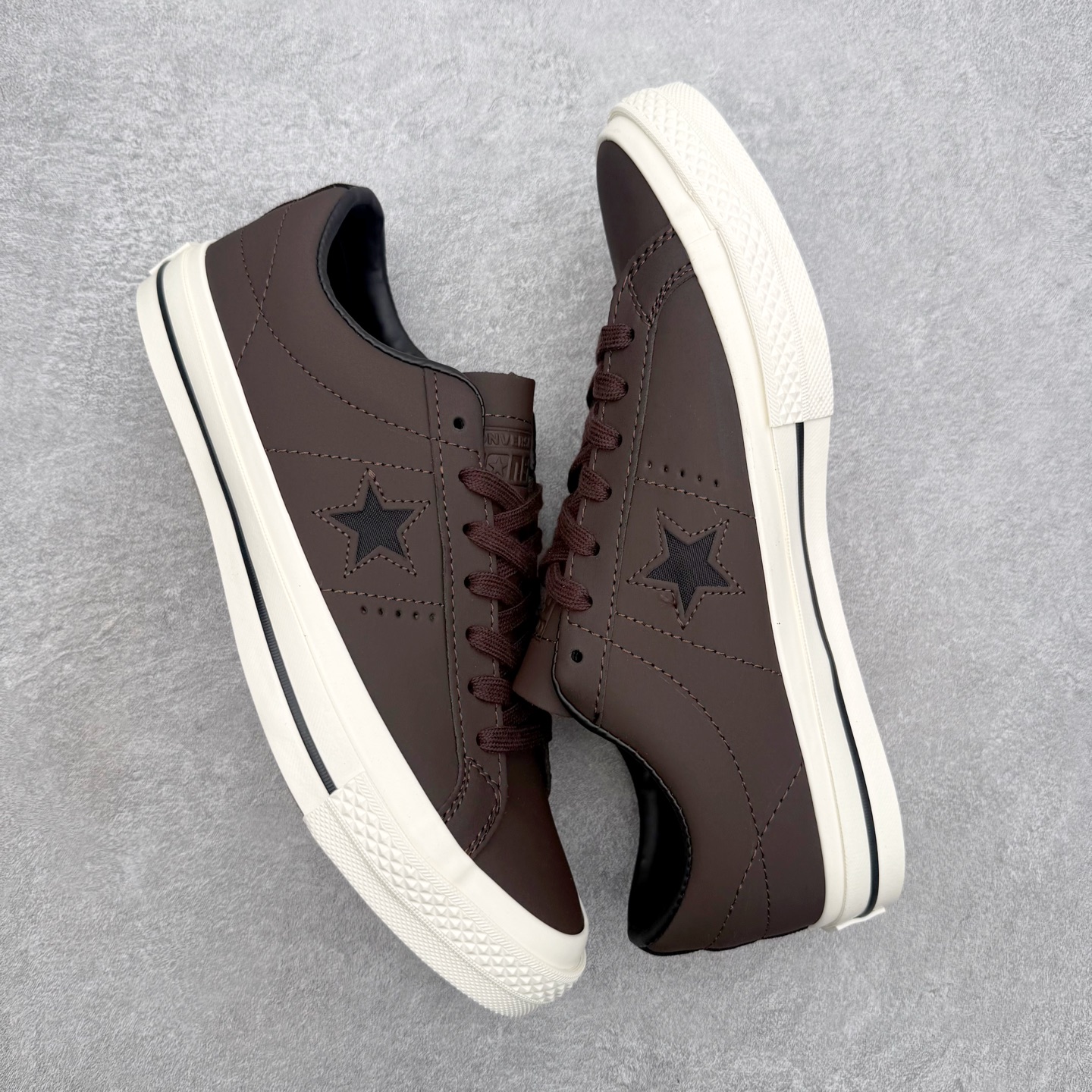 Converse One Star Pro 咖啡棕匡威木村一星复古休闲硫化板鞋哑光咖啡棕皮革鞋面 细腻耐