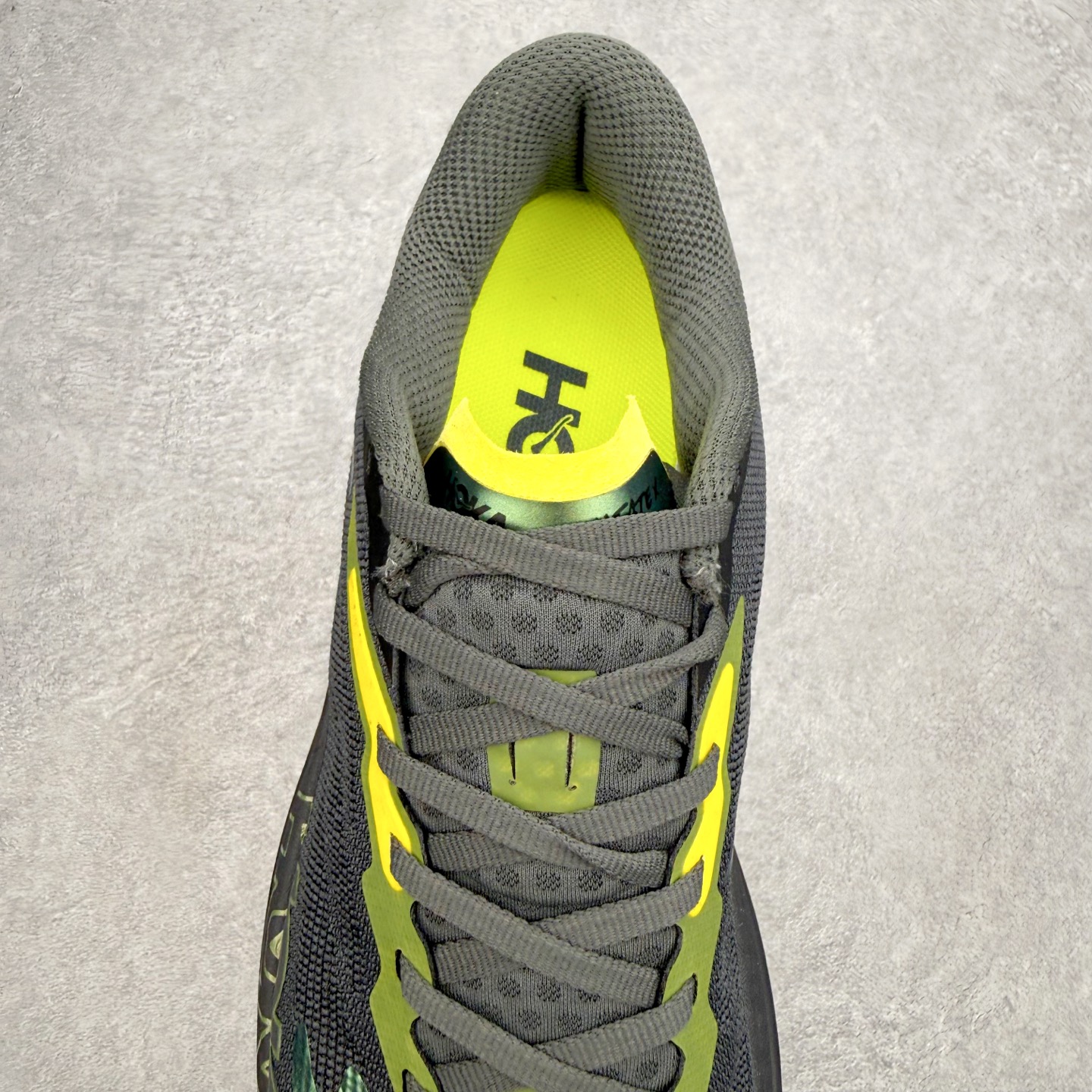HOKA ONE ONE Mafate X 舒适轻盈低帮休闲越野跑步鞋 HOKA ONE ONE是来自美