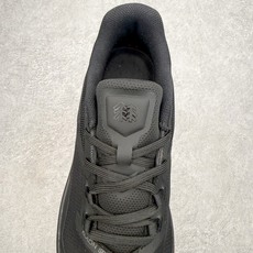 KOLON SPORT 可隆Vibram大底全黑户外徒步登山鞋产品概述本款为可隆户外系列低帮专业徒步鞋, KOLON SPORT 可隆Vibram大底全黑户外徒步登山鞋产品概述本款为可隆户外系列低帮专业徒步鞋,