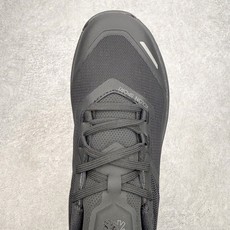 KOLON SPORT 可隆Vibram大底全黑户外徒步登山鞋产品概述本款为可隆户外系列低帮专业徒步鞋, KOLON SPORT 可隆Vibram大底全黑户外徒步登山鞋产品概述本款为可隆户外系列低帮专业徒步鞋,
