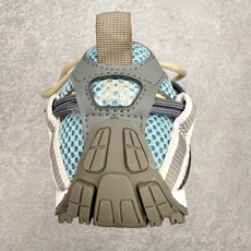 BALENCIAGA 巴黎世家Radar拼色网面运动休闲鞋产品概述本款为巴黎世家2026夏季女士Rada BALENCIAGA 巴黎世家Radar拼色网面运动休闲鞋产品概述本款为巴黎世家2026夏季女士Rada