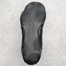 ASICS × ISSEY MIYAKE 亚瑟士三宅一生联名Hyper Taping魔术贴运动鞋产品概述 ASICS × ISSEY MIYAKE 亚瑟士三宅一生联名Hyper Taping魔术贴运动鞋产品概述