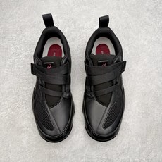 ASICS × ISSEY MIYAKE 亚瑟士三宅一生联名Hyper Taping魔术贴运动鞋产品概述 ASICS × ISSEY MIYAKE 亚瑟士三宅一生联名Hyper Taping魔术贴运动鞋产品概述