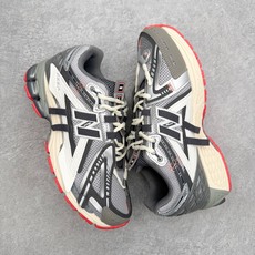 New Balance M1906R NB新百伦系列复古老爹风休闲运动慢跑鞋 日韩出口特供订单 全网最全 New Balance M1906R NB新百伦系列复古老爹风休闲运动慢跑鞋 日韩出口特供订单 全网最全