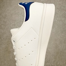 AD Originals Stan Smith 史密斯经典小白鞋板鞋一、基础信息• 官方名称:Stan AD Originals Stan Smith 史密斯经典小白鞋板鞋一、基础信息• 官方名称:Stan