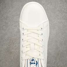 AD Originals Stan Smith 史密斯经典小白鞋板鞋一、基础信息• 官方名称:Stan AD Originals Stan Smith 史密斯经典小白鞋板鞋一、基础信息• 官方名称:Stan