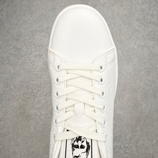 AD Originals Stan Smith 史密斯经典小白鞋板鞋一、基础信息• 官方名称:Stan AD Originals Stan Smith 史密斯经典小白鞋板鞋一、基础信息• 官方名称:Stan