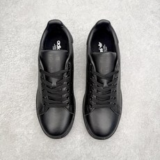AD Originals Stan Smith 史密斯经典小白鞋板鞋一、基础信息• 官方名称:Stan AD Originals Stan Smith 史密斯经典小白鞋板鞋一、基础信息• 官方名称:Stan