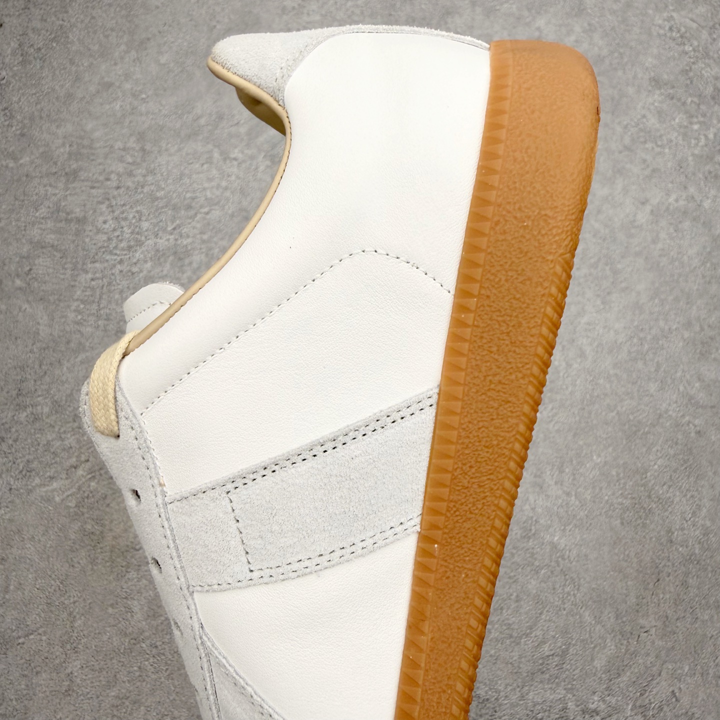 ＃纯原 Maison Margiela Calfskin Replica 马吉拉复古低帮时尚德训鞋 上万