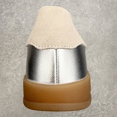 AD Gazelle Indoor Trainers 羚羊内训系列低帮复古百搭休闲运动德训风板鞋 JR2 AD Gazelle Indoor Trainers 羚羊内训系列低帮复古百搭休闲运动德训风板鞋 JR2