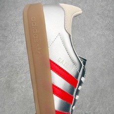 AD Gazelle Indoor Trainers 羚羊内训系列低帮复古百搭休闲运动德训风板鞋 JR2 AD Gazelle Indoor Trainers 羚羊内训系列低帮复古百搭休闲运动德训风板鞋 JR2