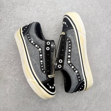 SATOSHI NAKAMOTO x OTW By Vans Old Skool酒红珍珠铆钉 做旧复古休 SATOSHI NAKAMOTO x OTW By Vans Old Skool酒红珍珠铆钉 做旧复古休