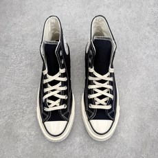 CONVERSE × MATSUI匡威松井犬艺术家合作款年度童趣联名 多巴胺撞色帆布鞋两款均以经典70s CONVERSE × MATSUI匡威松井犬艺术家合作款年度童趣联名 多巴胺撞色帆布鞋两款均以经典70s