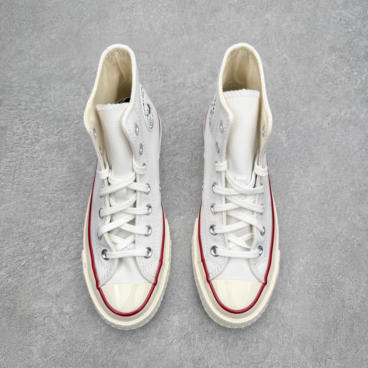 CONVERSE × MATSUI匡威松井犬艺术家合作款年度童趣联名 多巴胺撞色帆布鞋两款均以经典70s
