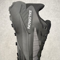 Salomon GENESIS 萨洛蒙全黑专业越野跑鞋一、基础参数• 型号:Salomon GENESI Salomon GENESIS 萨洛蒙全黑专业越野跑鞋一、基础参数• 型号:Salomon GENESI