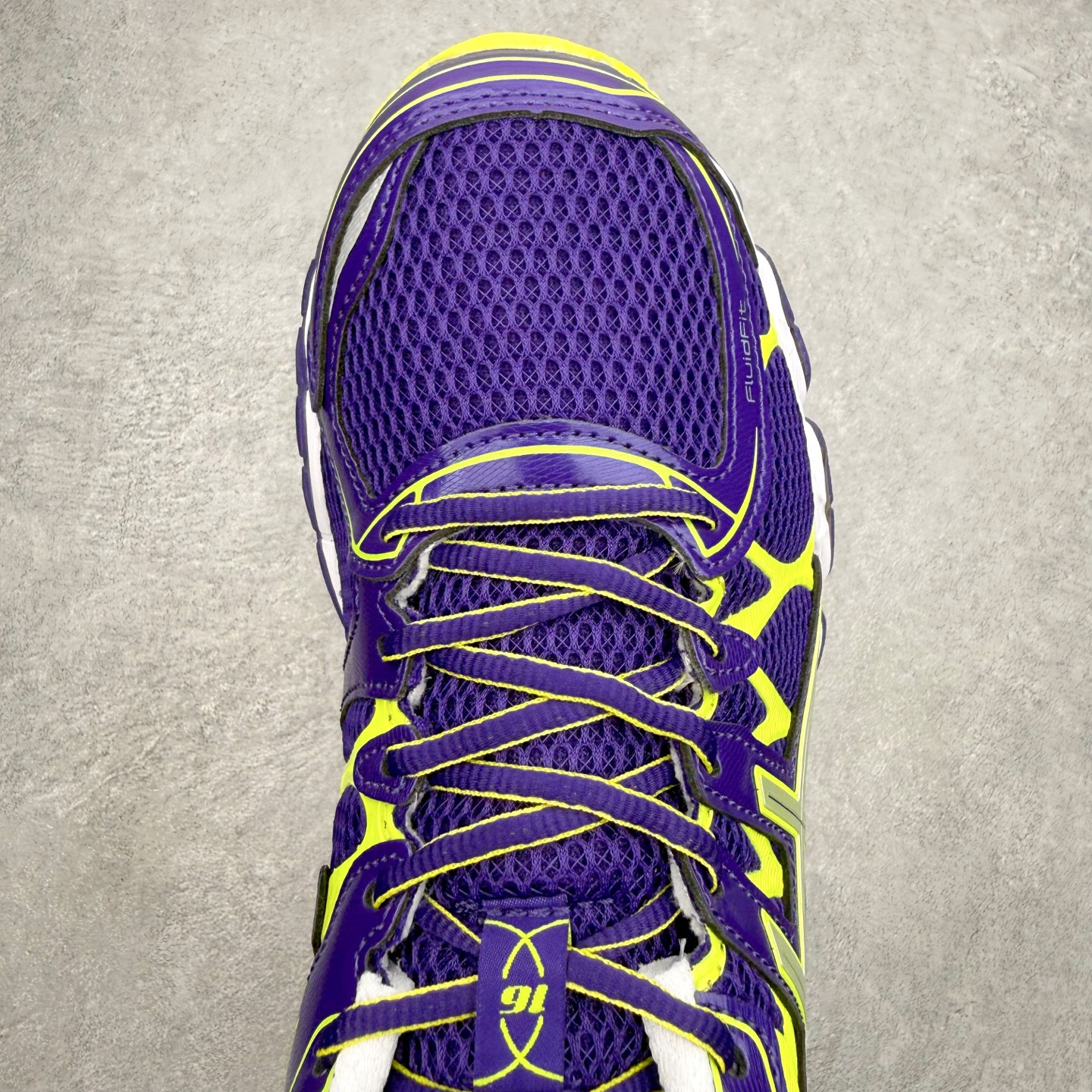 ASICS GEL-Nimbus 16 缓震旗舰跑鞋中性缓震长距离训练鞋一、产品概述本款是亚瑟士2014