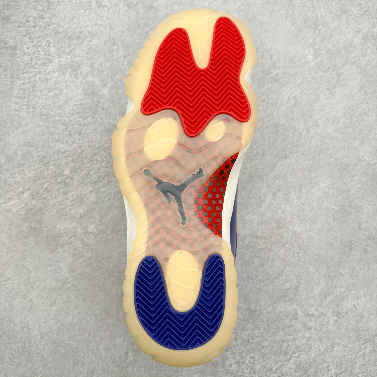 Air Jordan AJ11 Retro High Rare Air 高帮系列 氧化做旧宝蓝 IH02