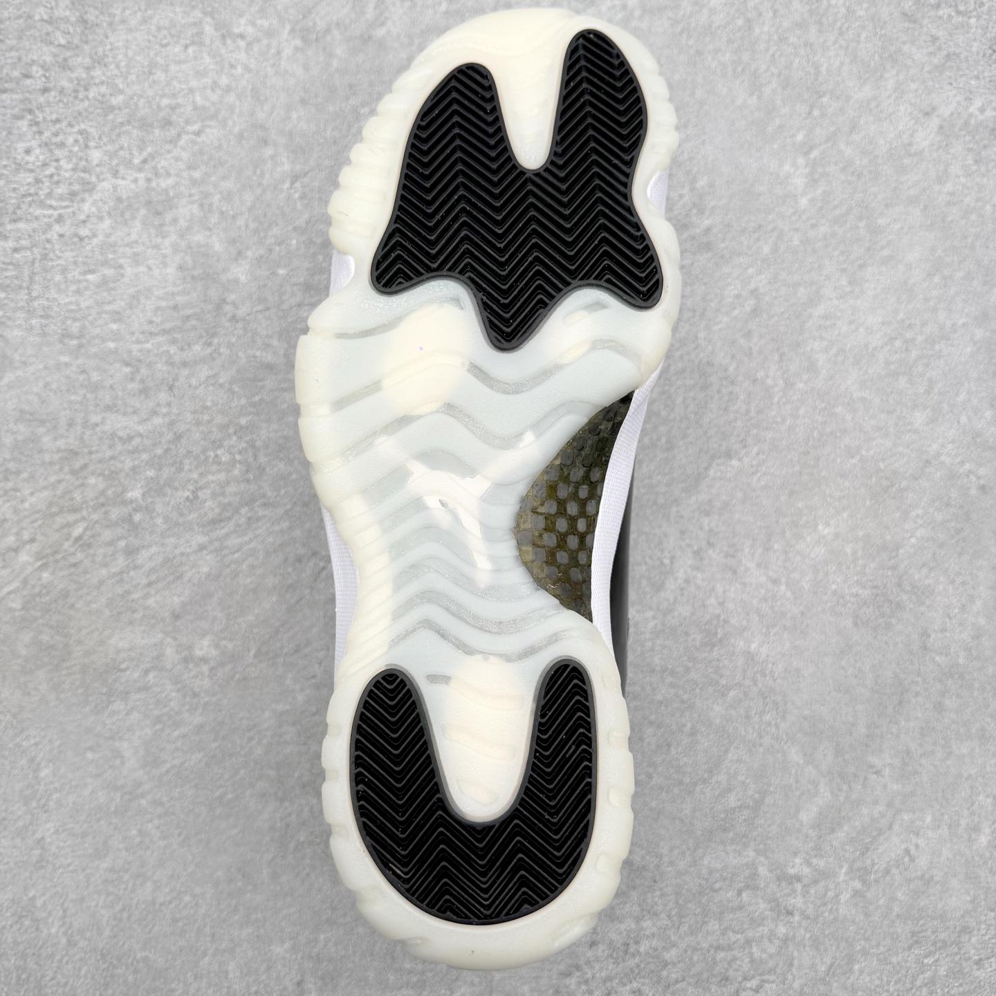 Air Jordan AJ11 Retro High 