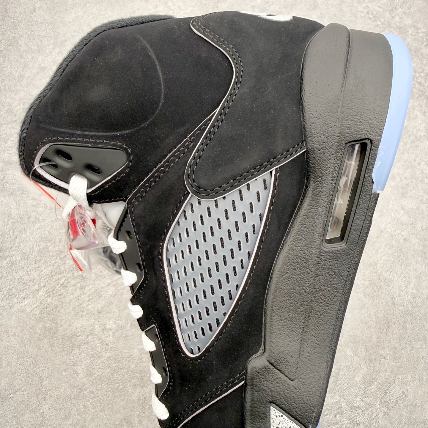 Air Jordan AJ5 “Black Metallic Reimagined” 黑银 HF3975
