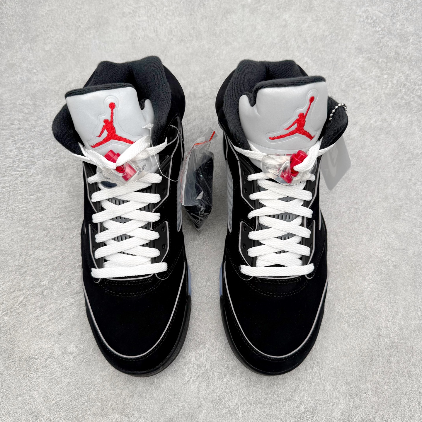 Air Jordan AJ5 “Black Metallic Reimagined” 黑银 HF3975