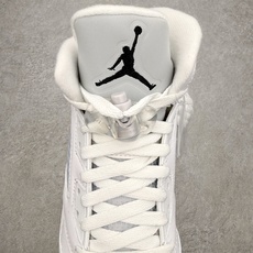 Air Jordan AJ5 Retro 白银 HQ7978-103 圈内顶级系列 恪守真诚 承诺混一赔 Air Jordan AJ5 Retro 白银 HQ7978-103 圈内顶级系列 恪守真诚 承诺混一赔