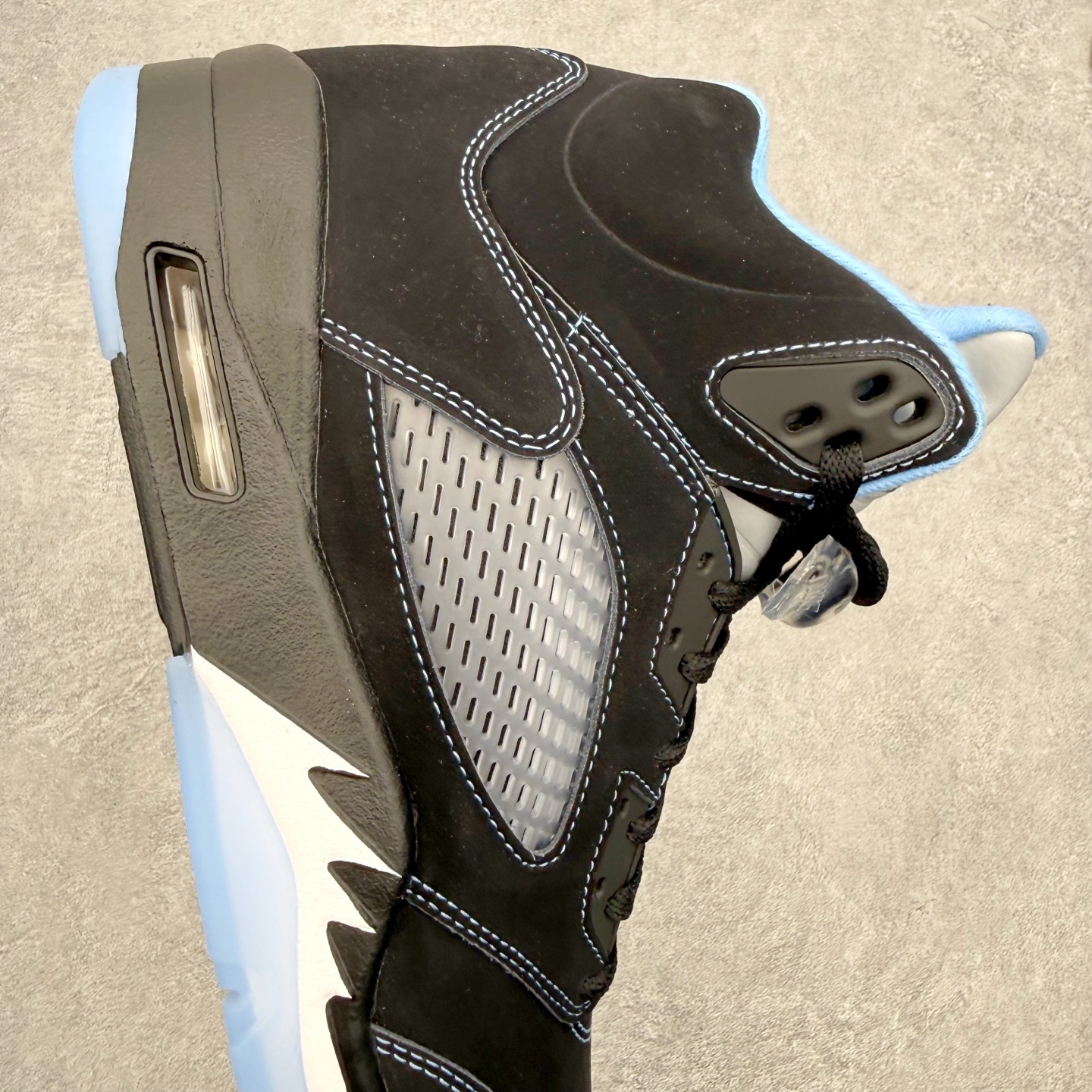 Air Jordan AJ5 Retro 黑北卡蓝 DD0587-008 圈内顶级系列 恪守真诚 承诺混
