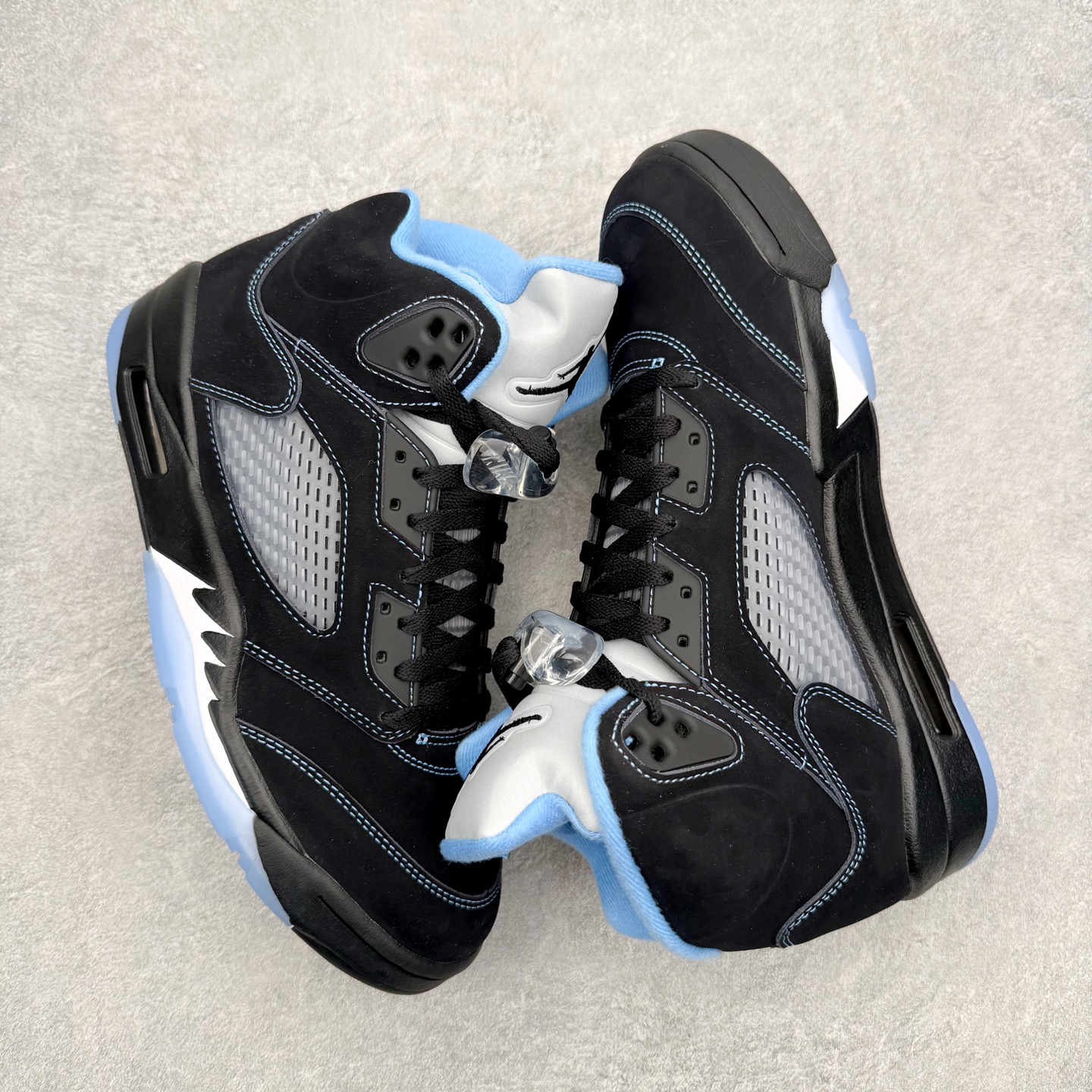 Air Jordan AJ5 Retro 黑北卡蓝 DD0587-008 圈内顶级系列 恪守真诚 承诺混