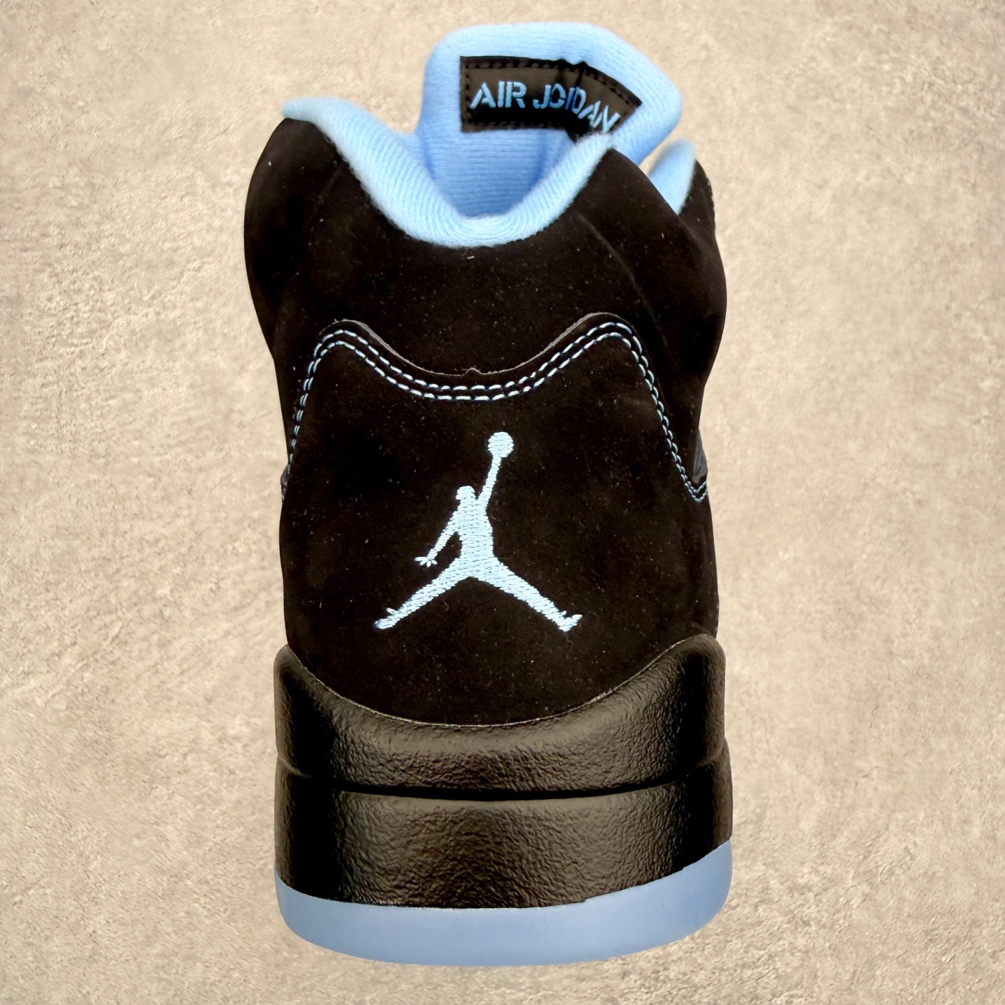 Air Jordan AJ5 Retro 黑北卡蓝 DD0587-008 圈内顶级系列 恪守真诚 承诺混
