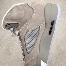 Air Jordan AJ5 OG 狼灰 DD0587-002 圈内顶级系列 恪守真诚 承诺混一赔十 高 Air Jordan AJ5 OG 狼灰 DD0587-002 圈内顶级系列 恪守真诚 承诺混一赔十 高