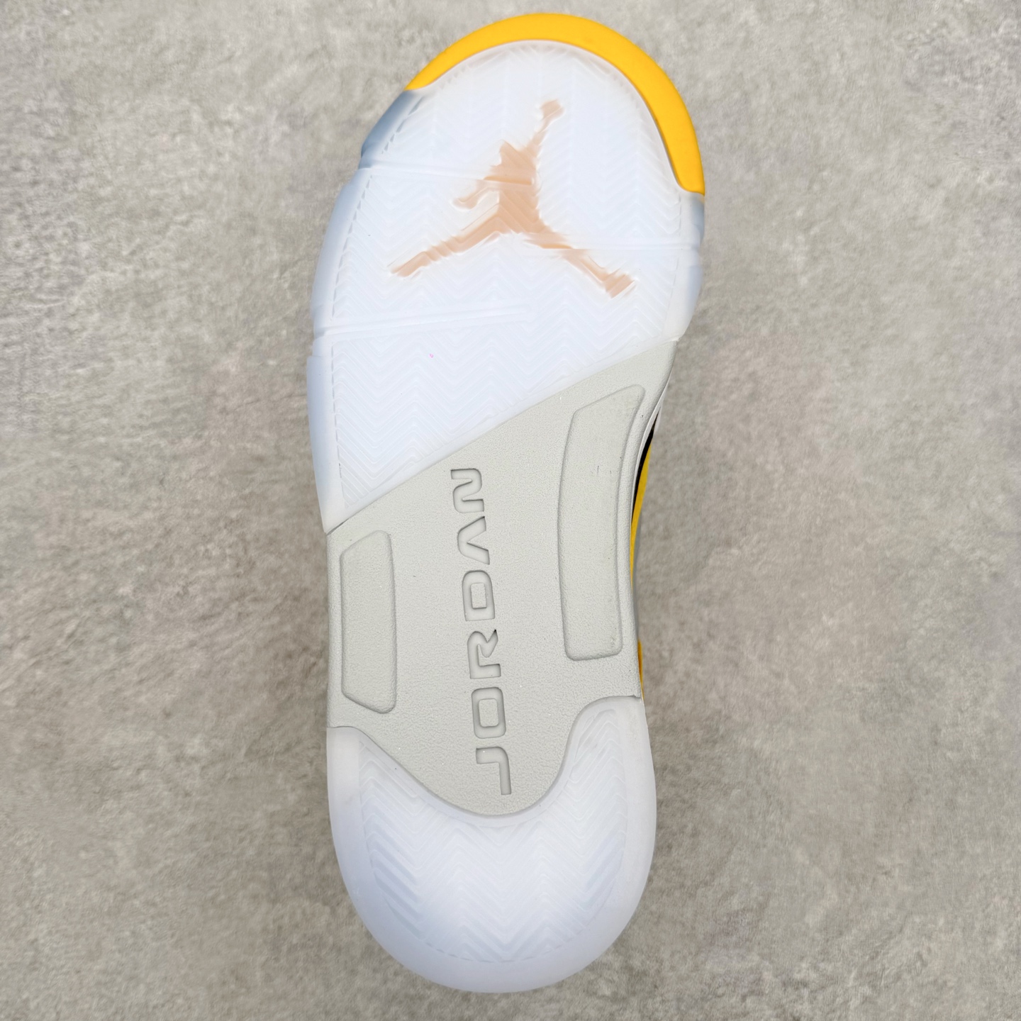 Air Jordan AJ5 Retro Tokyo T23 东京黑黄 IO3372-700 圈内顶级系