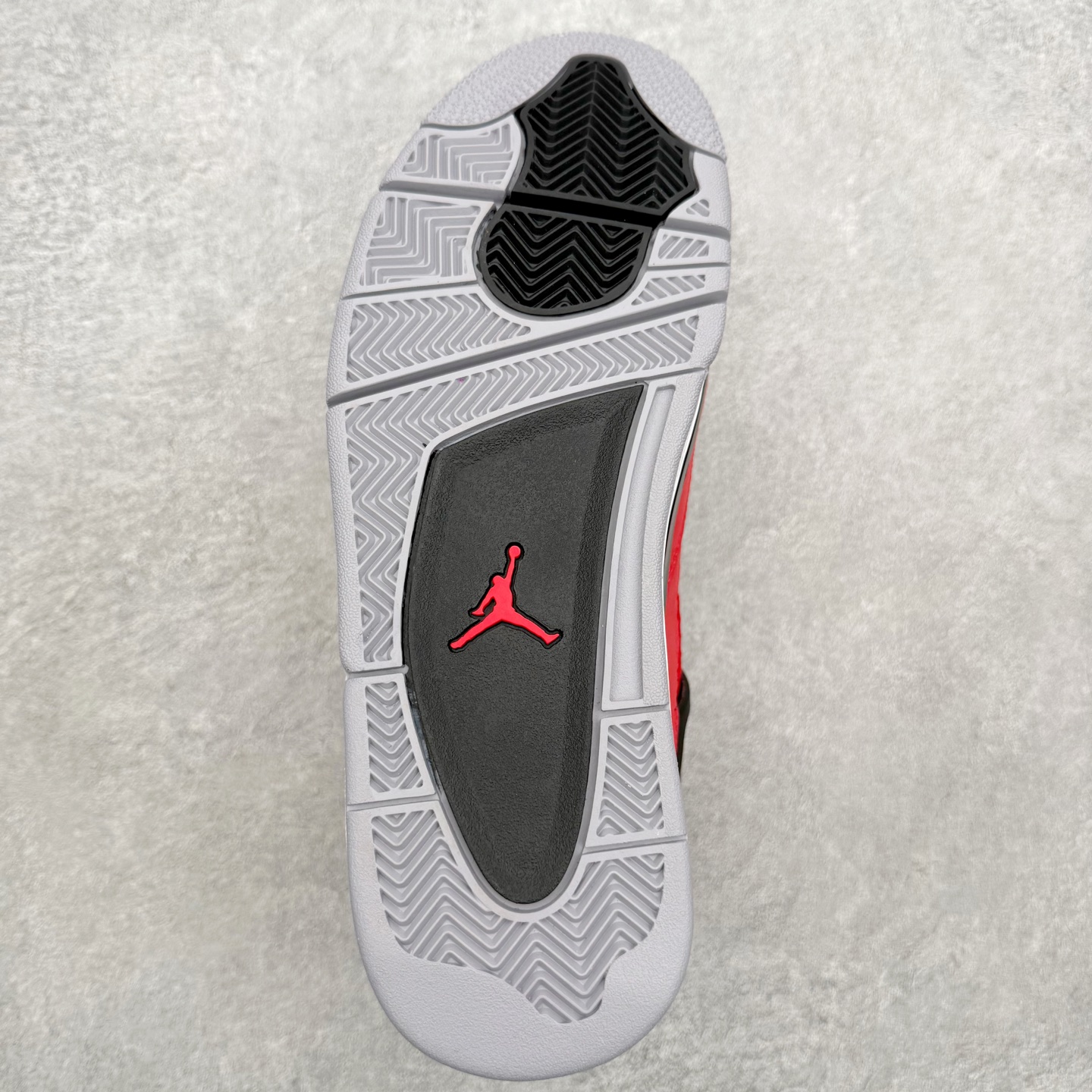 Air Jordan AJ4 Retro 愤怒的公牛 红色 FQ8138-600 第一梯队最新批次 细节