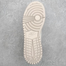 Air Jordan AJ1 Low 低帮 米粉紫IV3219-161 终端优势供应 市面中低帮最具代表 Air Jordan AJ1 Low 低帮 米粉紫IV3219-161 终端优势供应 市面中低帮最具代表