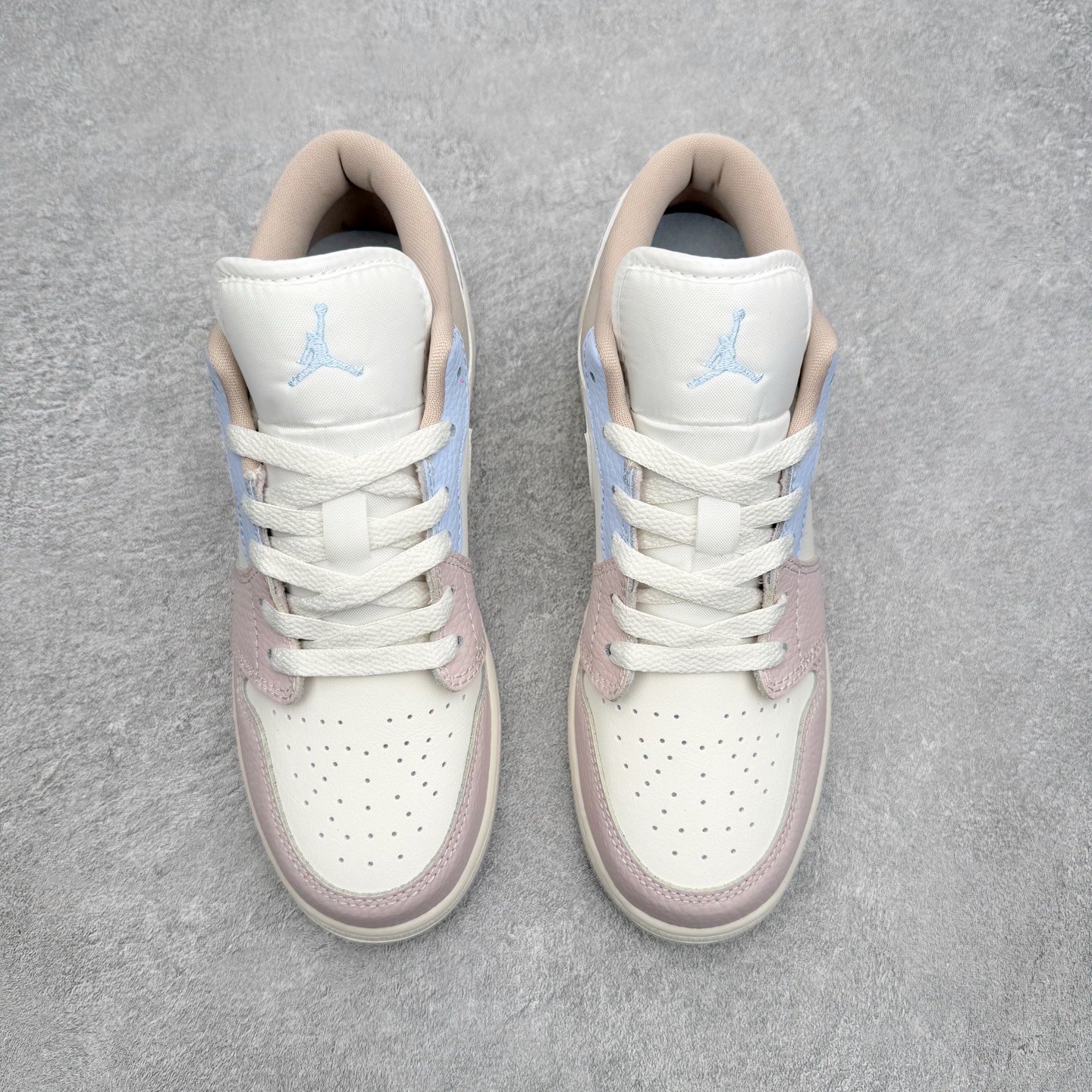 Air Jordan AJ1 Low 低帮 米粉紫IV3219-161 终端优势供应 市面中低帮最具代表 Air Jordan AJ1 Low 低帮 米粉紫IV3219-161 终端优势供应 市面中低帮最具代表