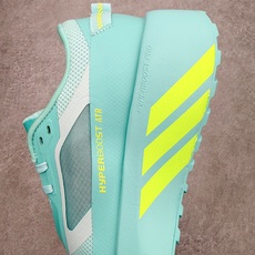 AD Hyperboost Edge 爆米花缓震舒适贴合跑步鞋 在 BOOST 之前冠以了 “HYPER AD Hyperboost Edge 爆米花缓震舒适贴合跑步鞋 在 BOOST 之前冠以了 “HYPER