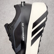 AD Hyperboost Edge 爆米花缓震舒适贴合跑步鞋 在 BOOST 之前冠以了 “HYPER AD Hyperboost Edge 爆米花缓震舒适贴合跑步鞋 在 BOOST 之前冠以了 “HYPER