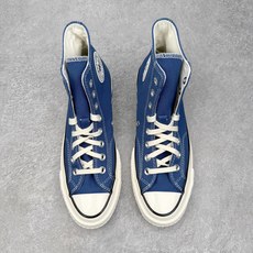 Converse CHUCK 70 X匡威松井犬艺术家合作款年度童趣联名 多巴胺撞色帆布鞋两款均以经典7 Converse CHUCK 70 X匡威松井犬艺术家合作款年度童趣联名 多巴胺撞色帆布鞋两款均以经典7