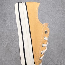 Converse CHUCK 70 X匡威松井犬艺术家合作款年度童趣联名 多巴胺撞色帆布鞋两款均以经典7 Converse CHUCK 70 X匡威松井犬艺术家合作款年度童趣联名 多巴胺撞色帆布鞋两款均以经典7