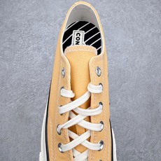 Converse CHUCK 70 X匡威松井犬艺术家合作款年度童趣联名 多巴胺撞色帆布鞋两款均以经典7 Converse CHUCK 70 X匡威松井犬艺术家合作款年度童趣联名 多巴胺撞色帆布鞋两款均以经典7